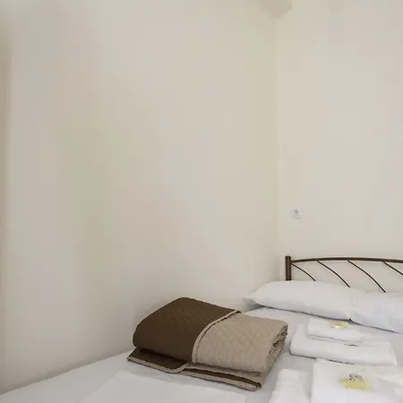 Commercial Appartamento Atene